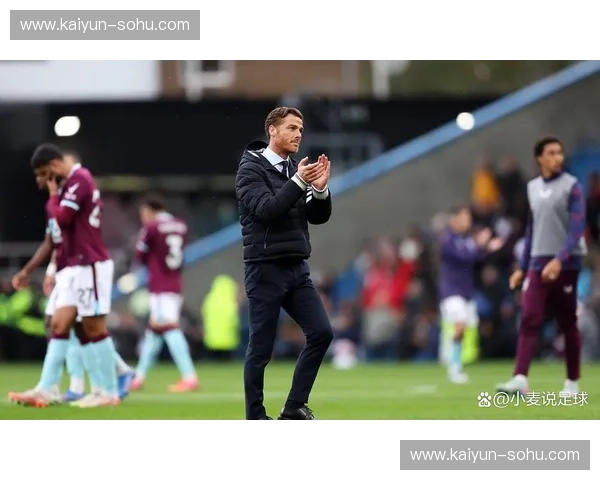 伯恩利16轮不胜后仍不言弃 帕克改造球队精神属性